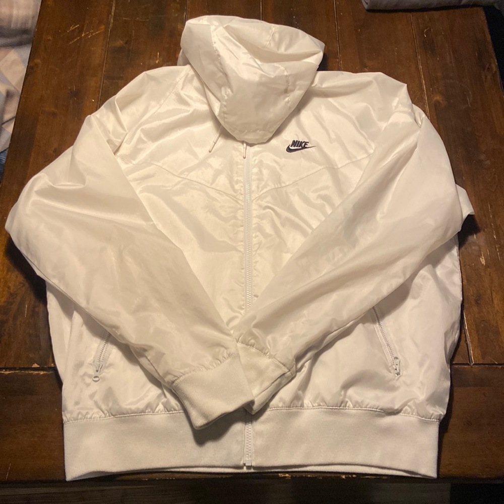 White Nike windbreaker